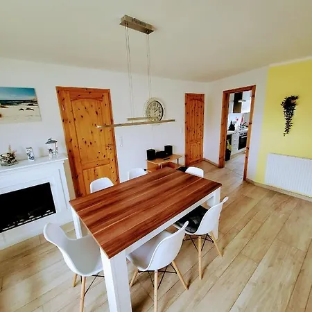 Walfisch Inkl Strandkorb * Goehren (Ruegen)